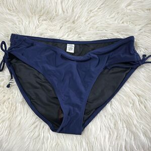 OCEAN BLUES BIKINI NWOT SIZE M